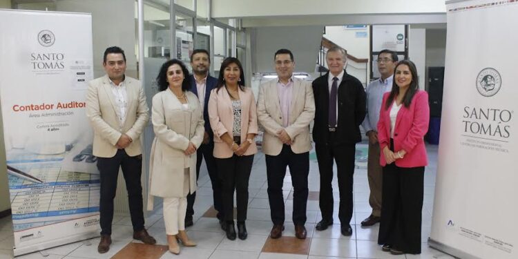 Santo Tomás Osorno y SII apoyan gratuitamente en operación renta 2023