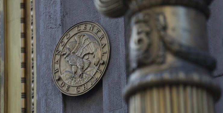 IPoM de marzo: Inflación sigue alta, pero PIB 2023 podría ser positivo