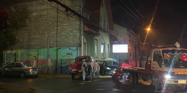 Tres lesionados dejó colisión vehicular en centro de Osorno