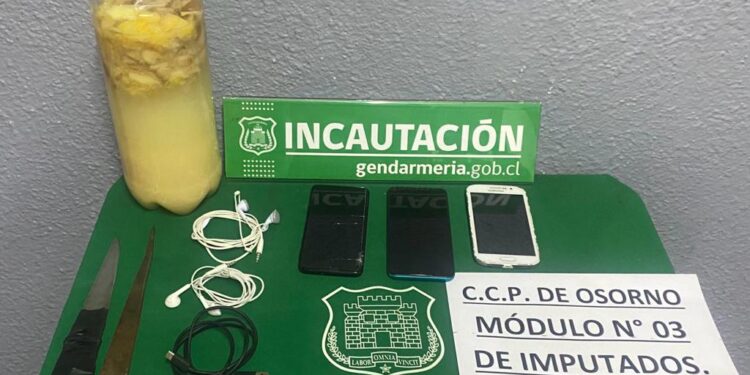 Incautan diversos elementos desde módulo en cárcel de Osorno