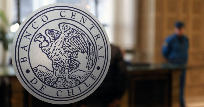 Banco Central aplaza para julio la primera baja en tasa de interés 
