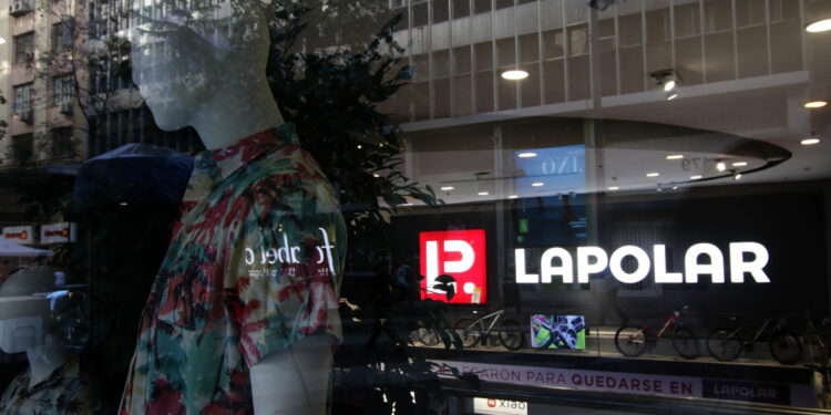 Falsificaciones: La Polar se abrió a compensar a consumidores afectados