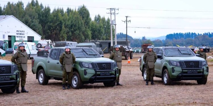 Gobierno entregó camionetas blindadas a Carabineros de Ercilla