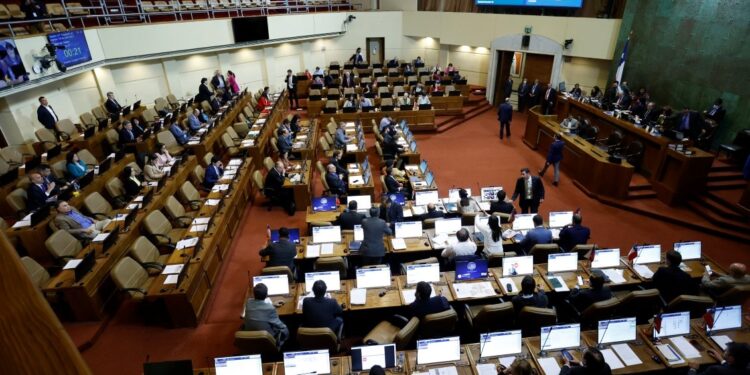 Oposición pide priorizar proyectos de seguridad en trabajo legislativo