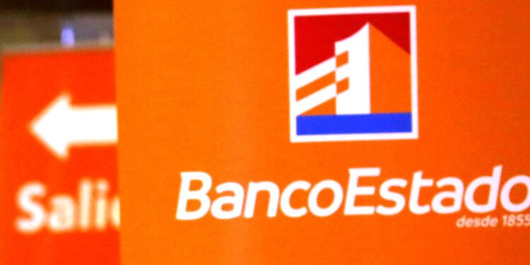 Banda secuestró a funcionario de BancoEstado para robar 110 millones