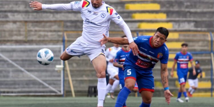 Provincial Osorno ganó ante Real San Joaquín por 2 a 1