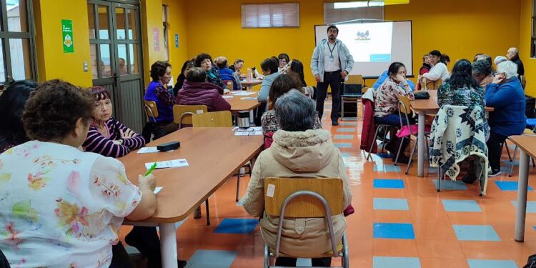 Servicio de Salud Osorno realiza actividad preventiva de cáncer colorrectal