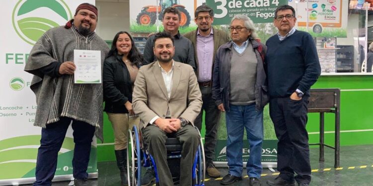Campesinos de Osorno serán capacitados en manejo de tractores