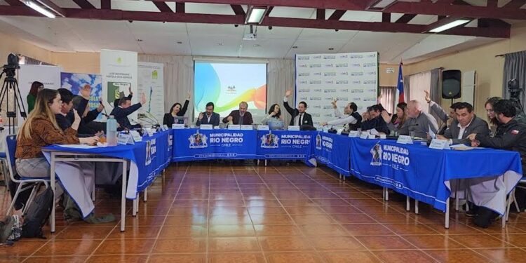 Aumentan presupuesto para Cecof de Río Negro y sala de acogida intercultural en Hospital de Osorno