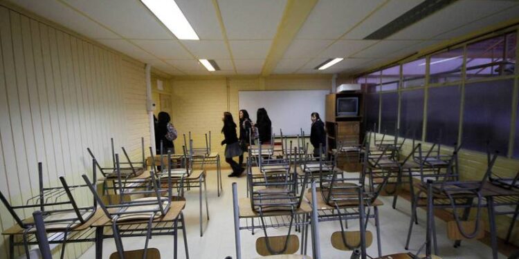 Suspenden clases en establecimientos municipales en Puerto Montt para este miércoles
