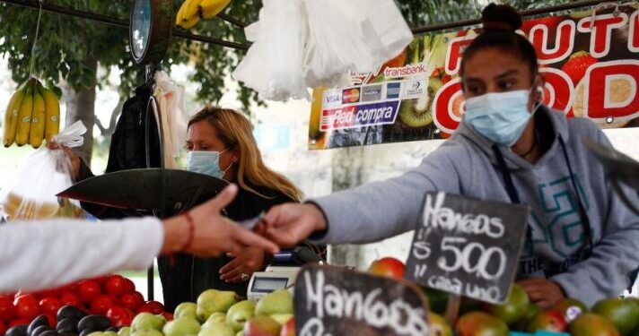 IPC modera alza en abril y la inflación en 12 meses desciende de dos dígitos tras un año