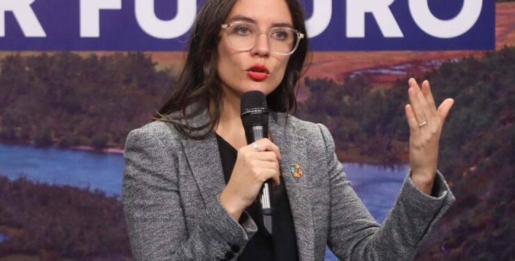 Ministra Vallejo llama a generar acuerdos tras triunfo del Partido Republicano