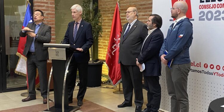 Servel entregó información sobre voto asistido y medidas para personas con discapacidad