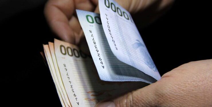 Cámara vota esta tarde el aumento del salario mínimo a $500 mil