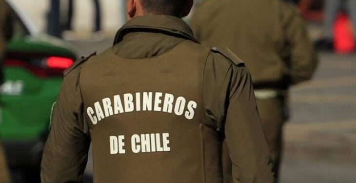 Sujetos roban especies, dos armas y dinero en efectivo desde tienda en Osorno 