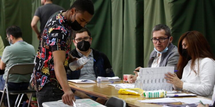Partidos revelaron dificultad para inscribir apoderados de mesa para elecciones del Consejo Constitucional