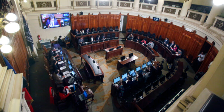 Comisión Experta logró acuerdos y aprobó normas con apoyo transversal