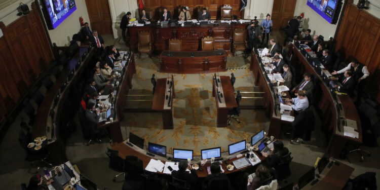 Comisión Experta aprobó Estado social y democrático de derecho