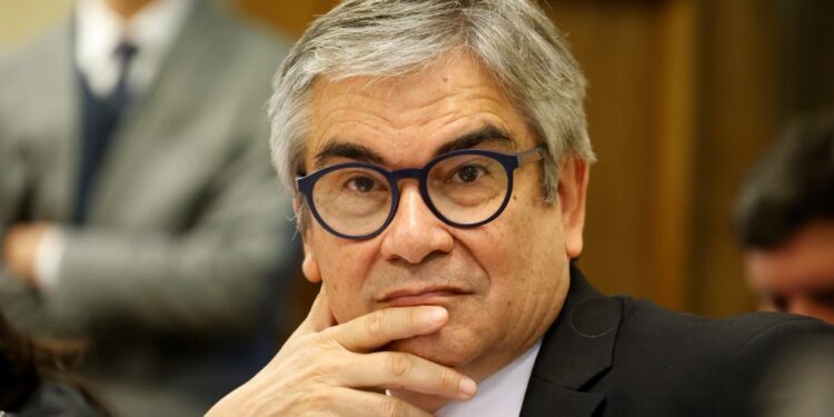 Marcel desestimó críticas internacionales a Política Nacional del Litio