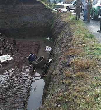 Alcaldesa de Puyehue oficia a Vialidad por caída de peatón en fosa de la ruta 215 