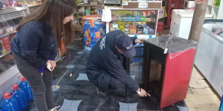 SEC Los Lagos llama a comprar productos de calefacción que estén certificados