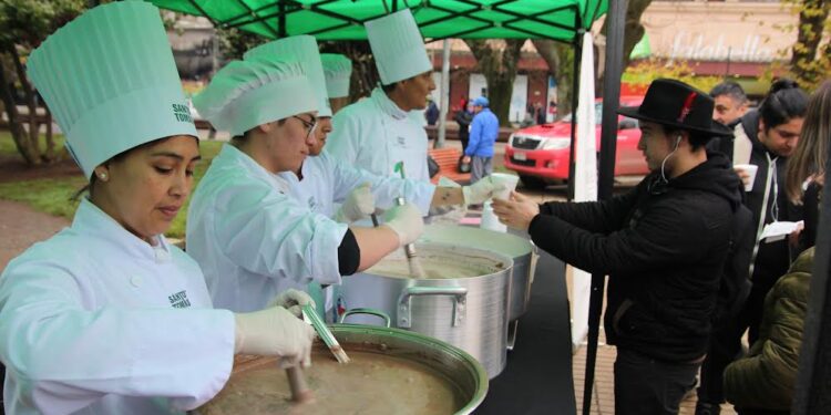 Carrera de gastronomía de Santo Tomás Osorno celebró el «Día Mundial de la Leche» 