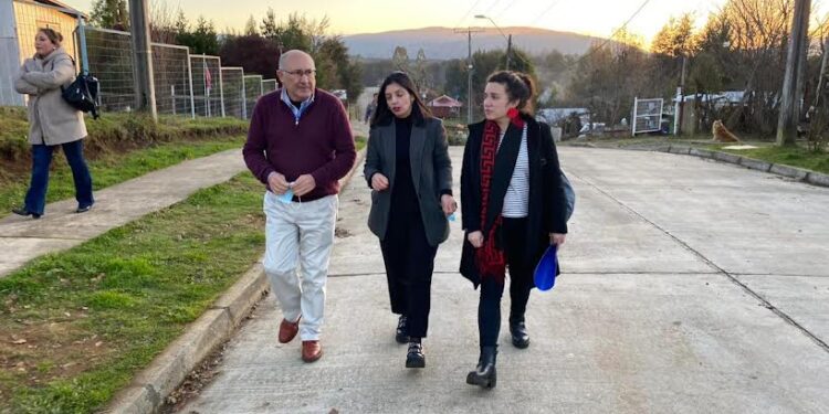 Autoridades regionales acuerdan desarrollo de importantes proyectos en San Juan de la Costa