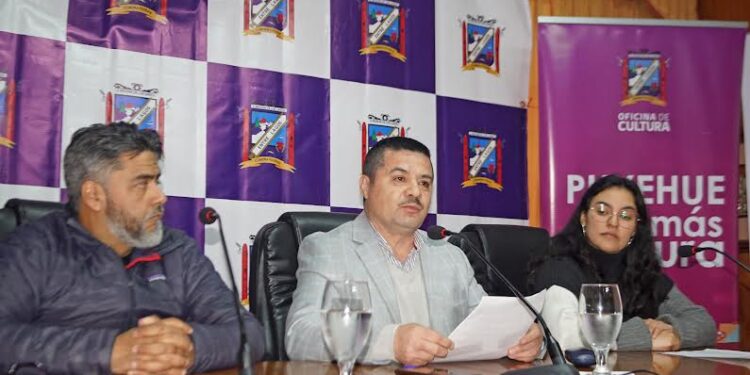 Puyehue presentó programa de la IX Puihua Cultural a realizarse en julio