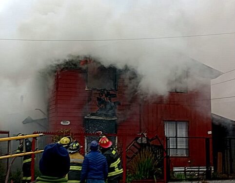 Una mujer fallecida deja incendio en sector Rahue Alto de Osorno
