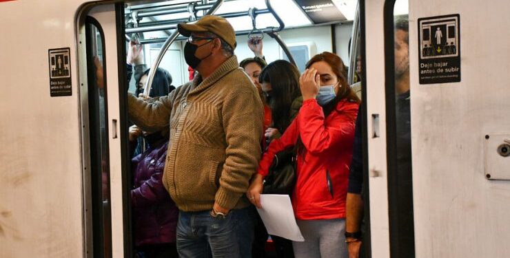 Gobierno recomienda uso de mascarilla en el transporte público, pero descarta obligatoriedad
