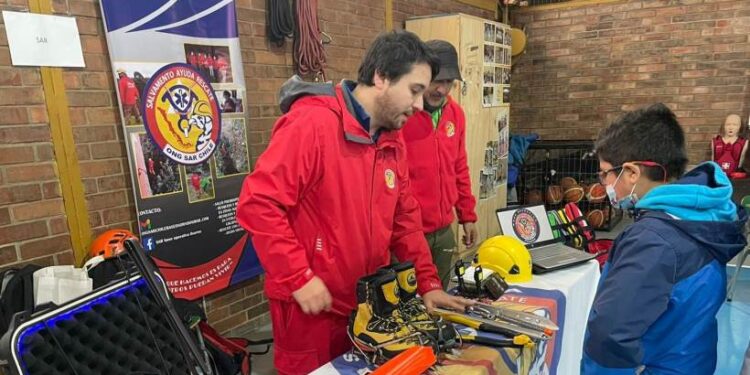 Tercera feria anual de seguridad escolar en Osorno reunió a diversas instituciones