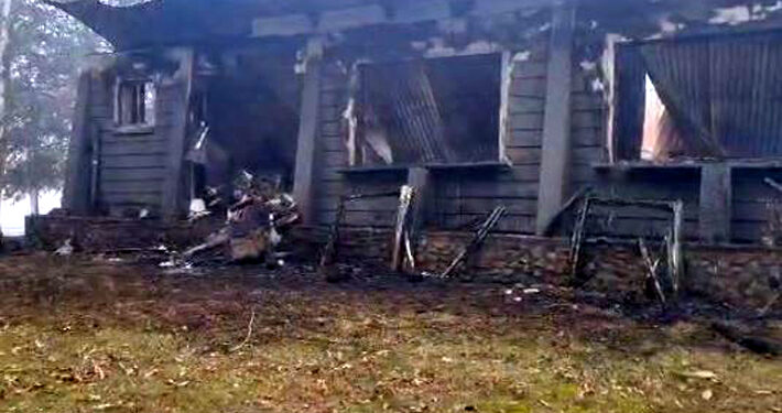 Incendian casa en Curacautín: Se halló lienzo exigiendo traslado de comuneros a cárcel de Angol