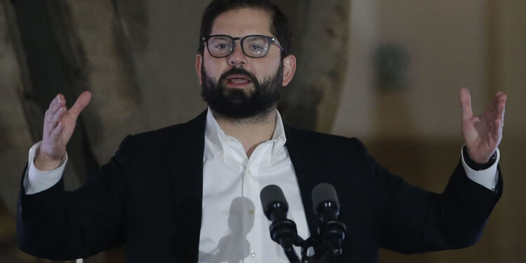 Por estrategia del litio: Presidente Boric conversa este viernes con comunidades indígenas