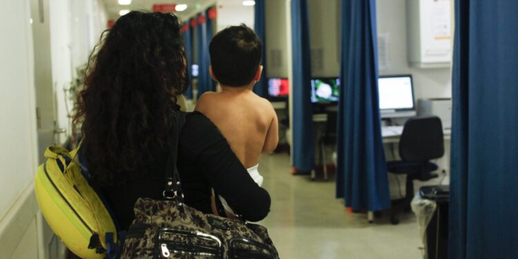 Científicos chilenos esperan tener lista en el mediano plazo una vacuna contra el virus sincicial