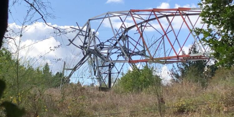 Diputados piden inteligencia antiterrorista ante derribo de torre de alta tensión en Biobío