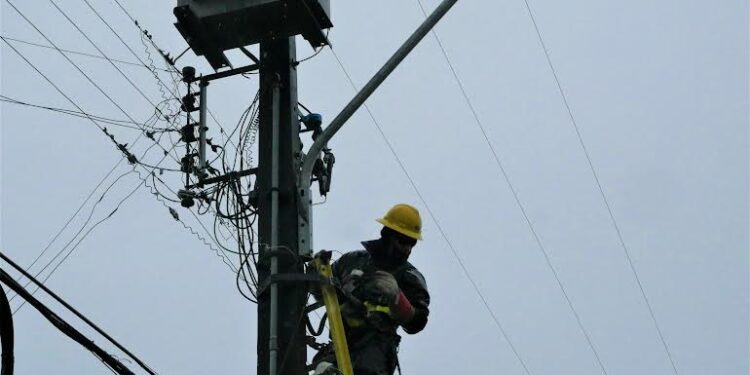 Anuncian cortes programados de electricidad en Purranque y San Juan de la Costa 