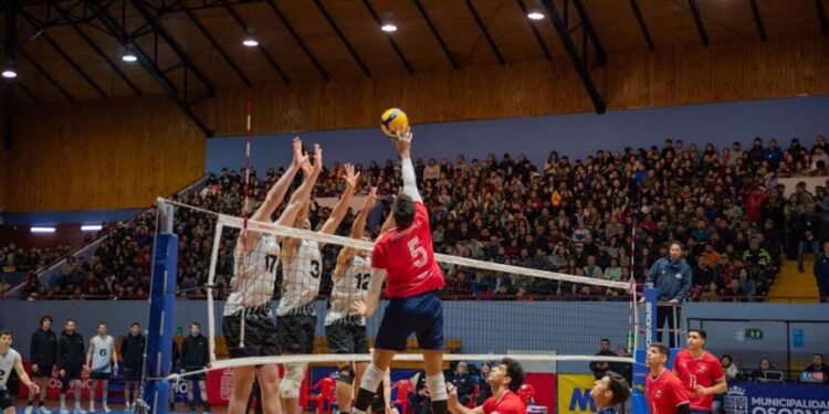 Osorno: Cuatro mil personas asistieron a partido de Vóleibol entre Chile y Nueva Zelanda