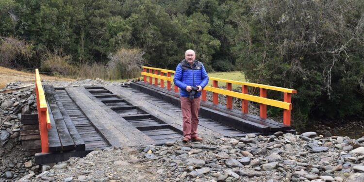 Invierten más de 40 millones en conectividad para familias de San Juan de la Costa