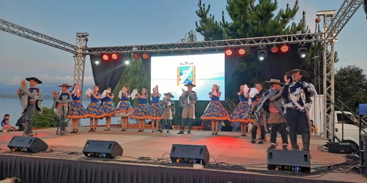 Muestra campesina de Puyehue ofrecerá gastronomía y show de Los Reales del Valle