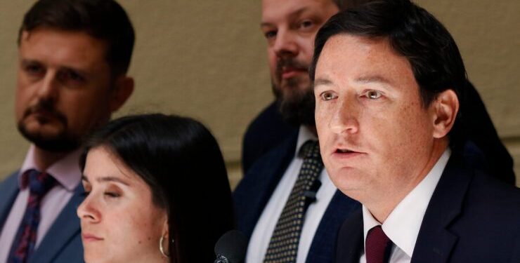 Republicanos presentarán proyecto “que se haga cargo del aborto en tres causales” 