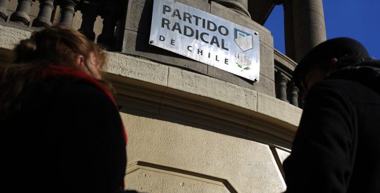 Más de 100 militantes renuncian al Partido Radical: “Nos vamos con mucha desilusión”