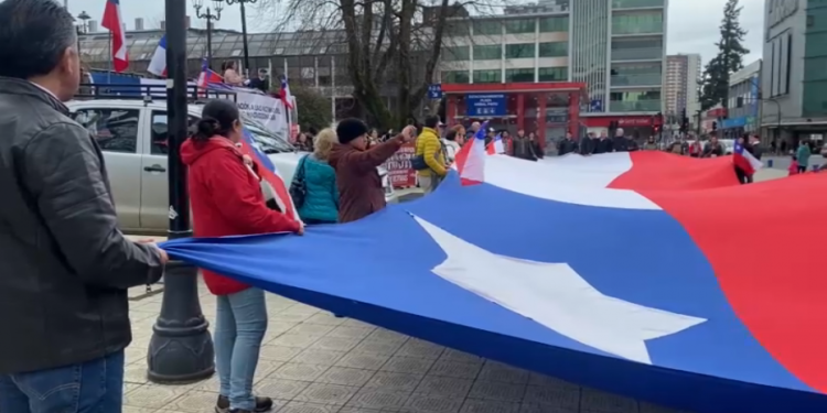 Realizan “Marcha por la Paz” en Temuco: Piden ley de reparación para víctimas de violencia rural