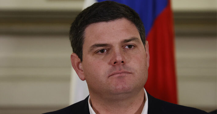 Alcalde de Zapallar es víctima de violento robo: Delincuentes lo golpearon y maniataron a su familia