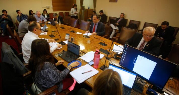 Denuncian que Junaeb pagó $3.500 millones por 30 colaciones en 2022: Gobierno está averiguando