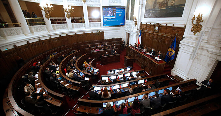 31 iniciativas superan las 10 mil firmas y serán discutidas en el Consejo Constitucional
