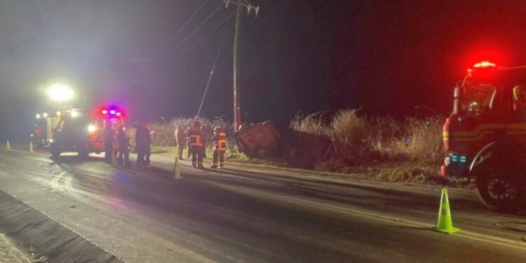 Un lesionado dejó volcamiento de camioneta en ruta U400 
