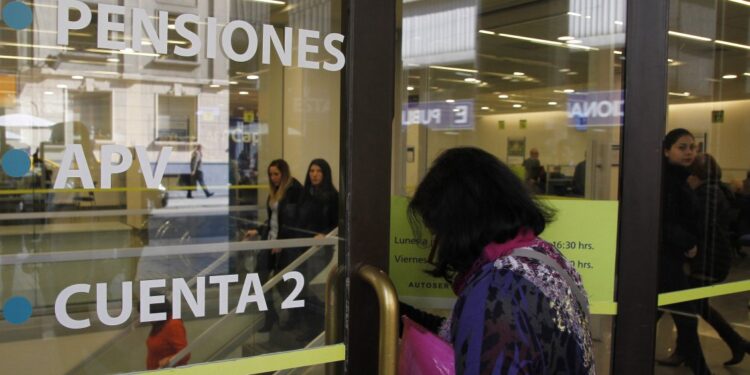 Partidos definieron a sus expertos para la mesa técnica por la reforma previsional