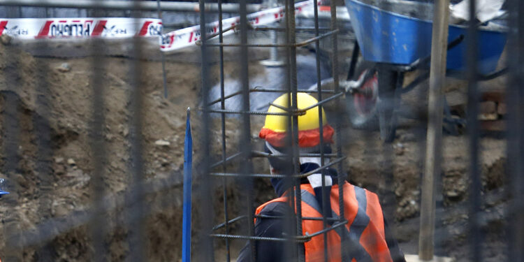 Más de 842 mil personas: Desempleo se situó en 8,5% durante el trimestre abril-junio