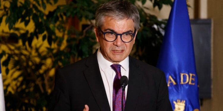 Reforma tributaria: Este lunes el gobierno presentará el pacto fiscal