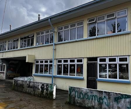 Destinan 450 millones de pesos para mejoras en Escuela Rural de Bahía Mansa